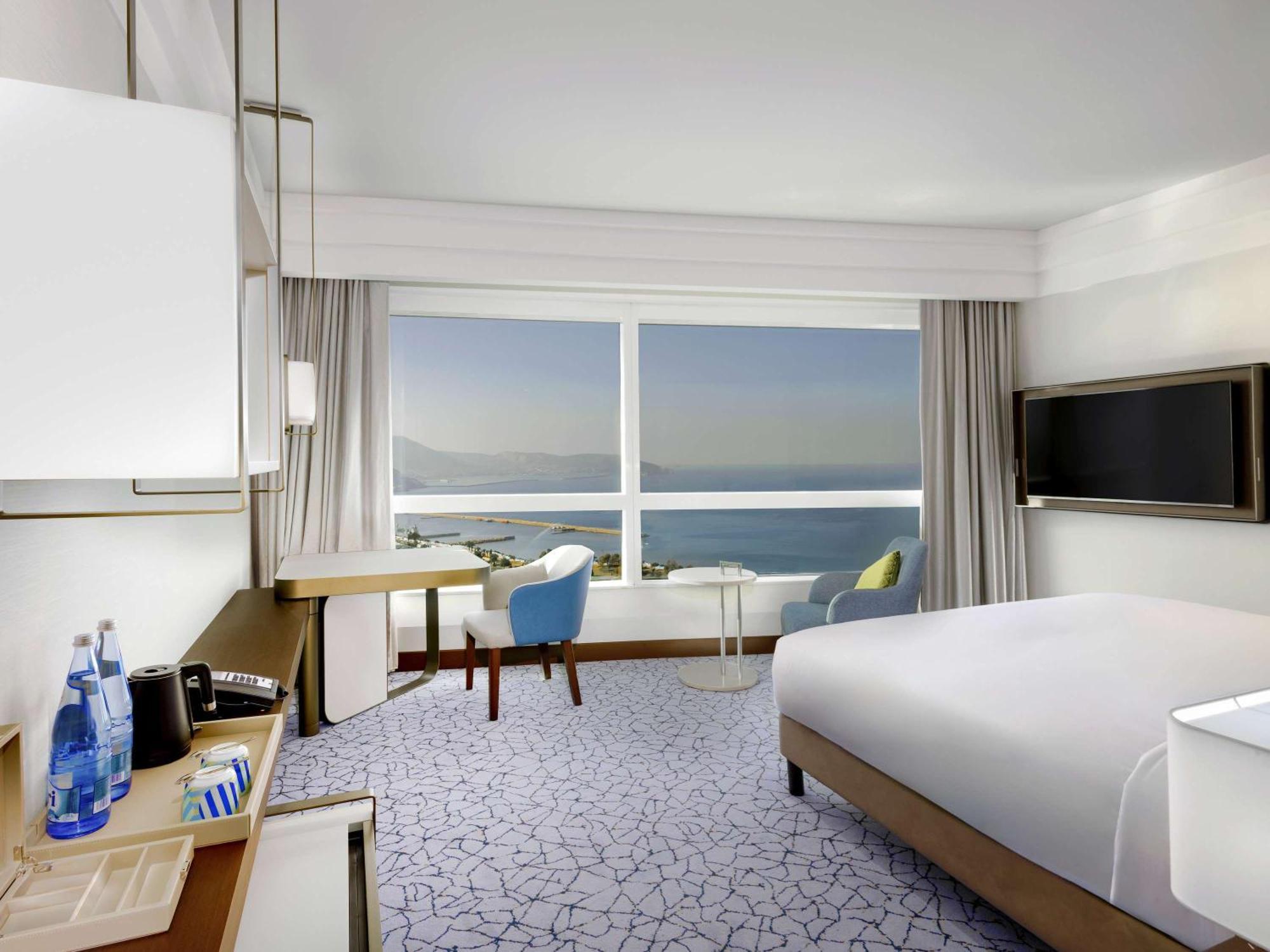 Hotel Oran Bay Managed By Accor Bagian luar foto