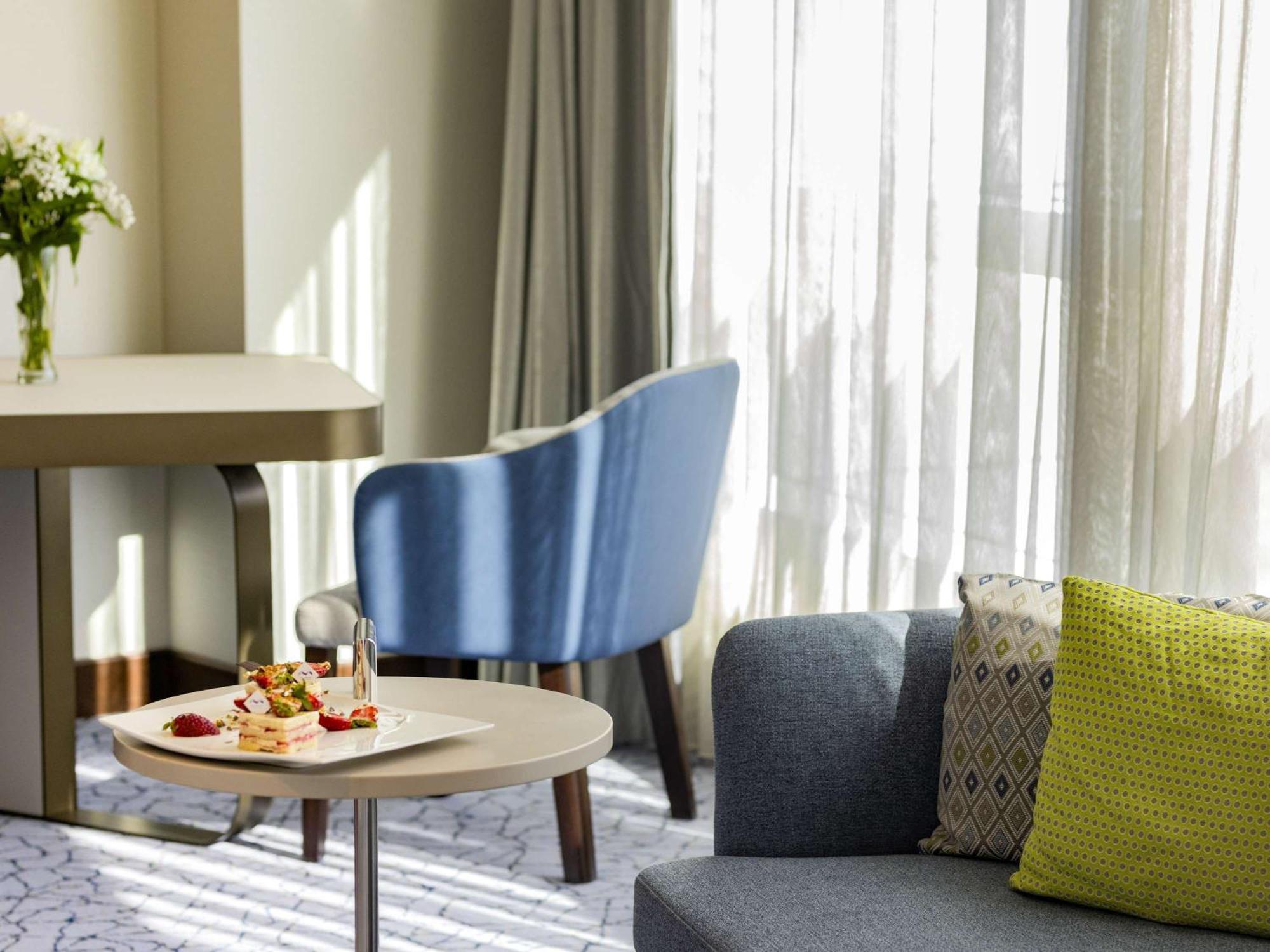 Hotel Oran Bay Managed By Accor Bagian luar foto