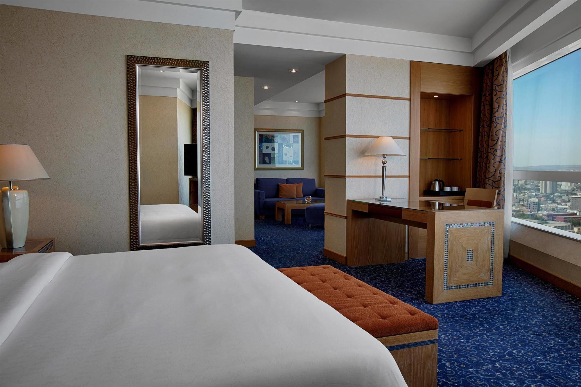 Hotel Oran Bay Managed By Accor Bagian luar foto